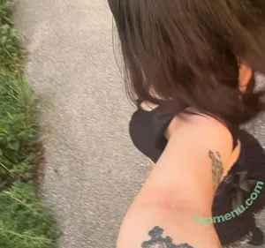 Strwbrrymulk / rosedontfckwitu / the.girl.with.freckles nude photo #0023