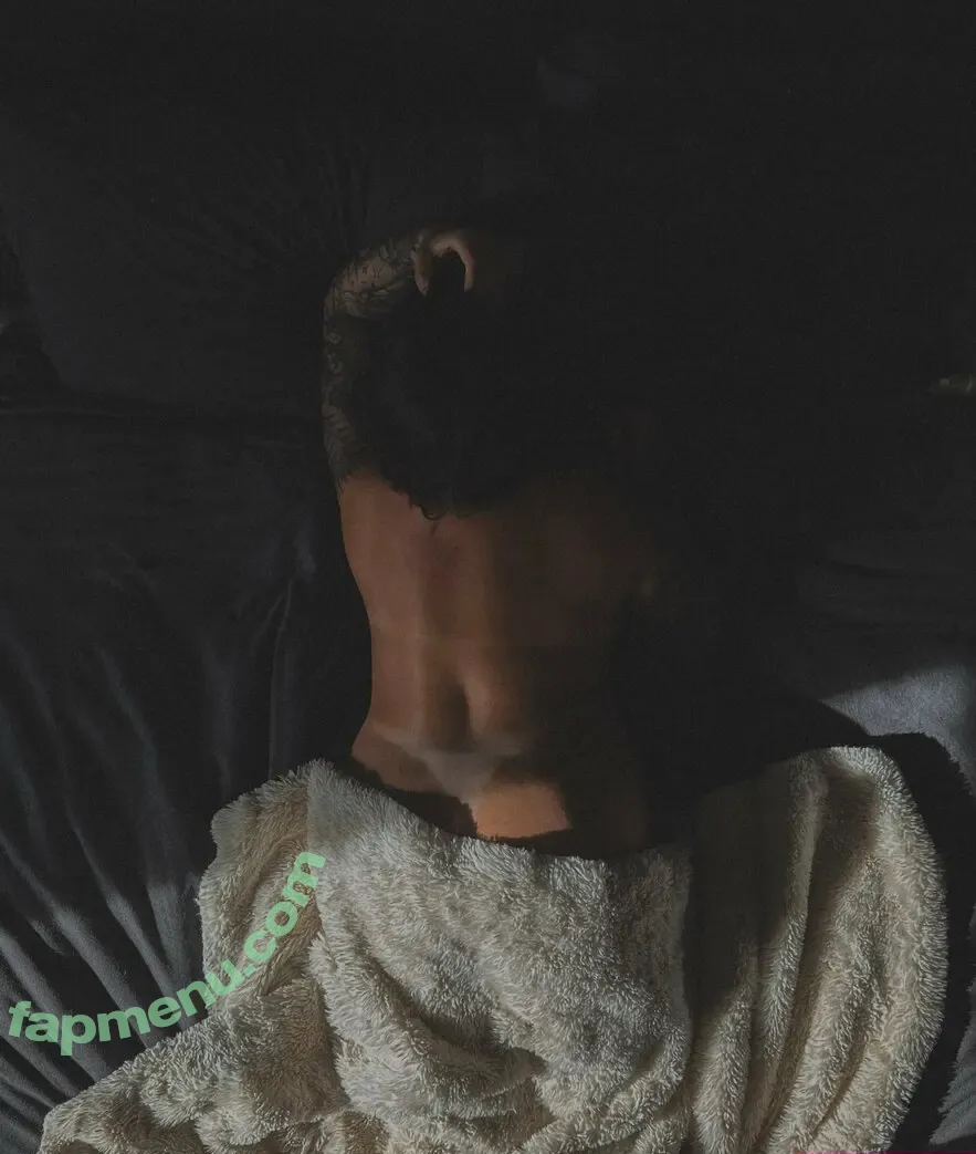 stucklikehoney nude photo #0050 (stickylikehoneyy)
