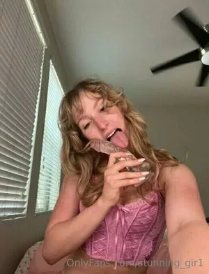 stunning_gir1 / __.stunning_girl.__ nude photo #0298