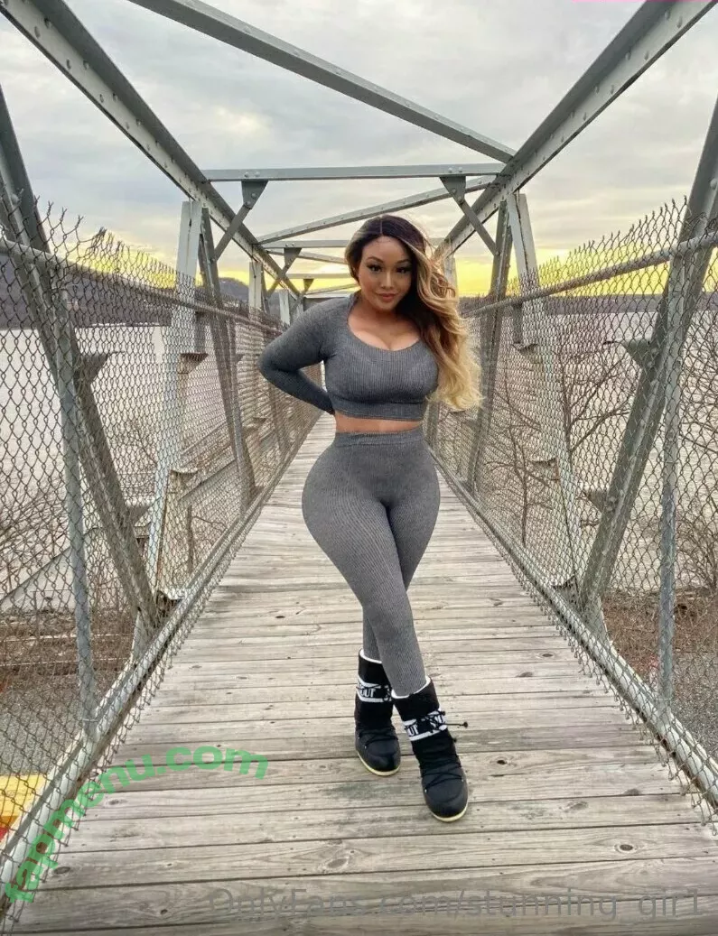 stunning_gir1 nude photo #0285 (__.stunning_girl.__)