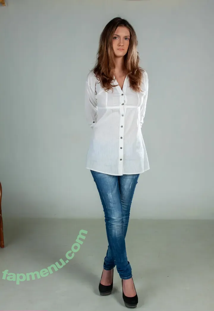 Stunning18.com nude photo #0466 (Stunning18.com)