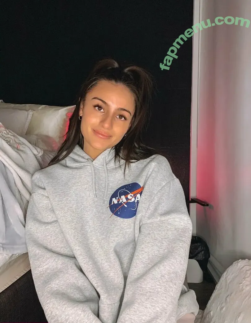 stylemebrooklyn nude photo #0013 (stylemebrooklyn)