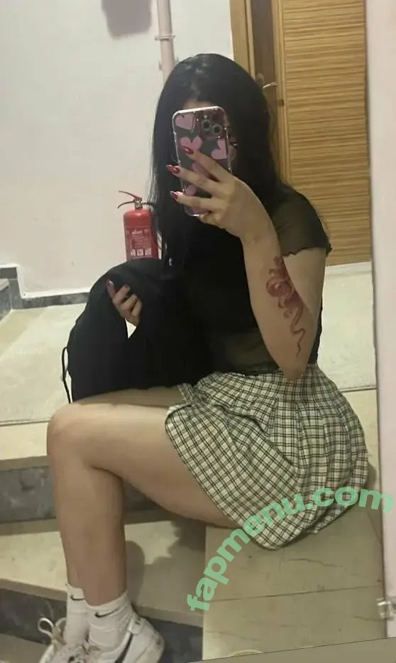 Su Balcı nude photo #0017 (sublcc)
