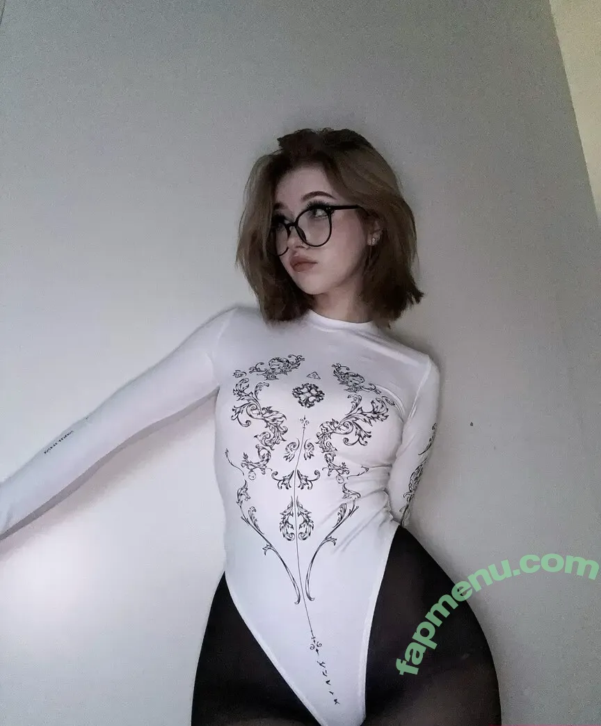 su_ga_r_ik nude photo #0006 (sugarsontop)