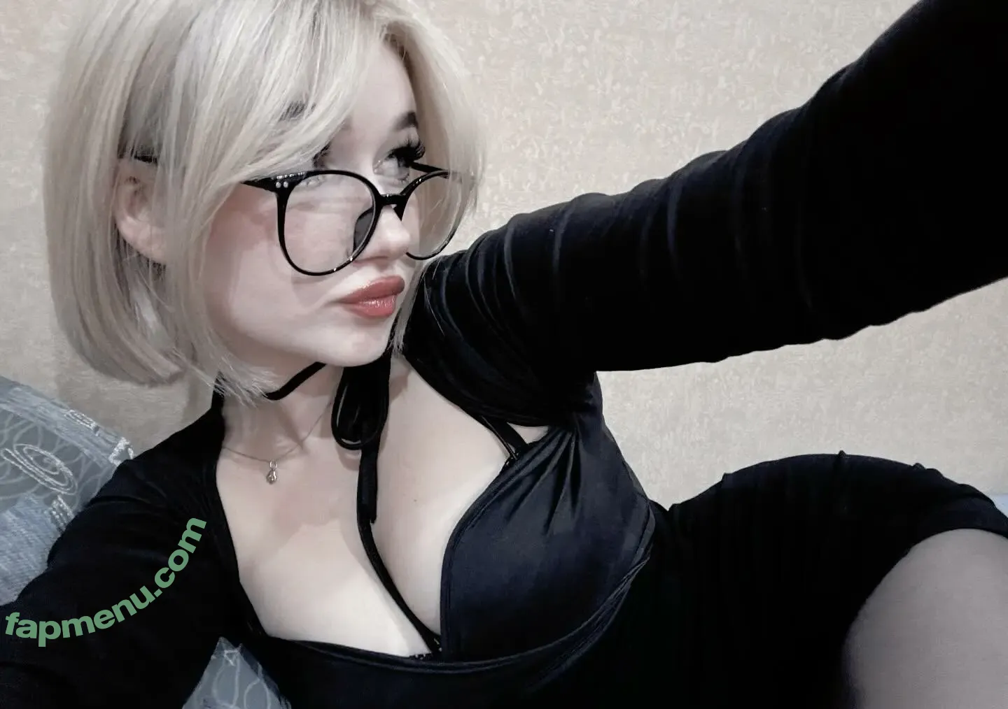 su_ga_r_ik nude photo #0009 (sugarsontop)