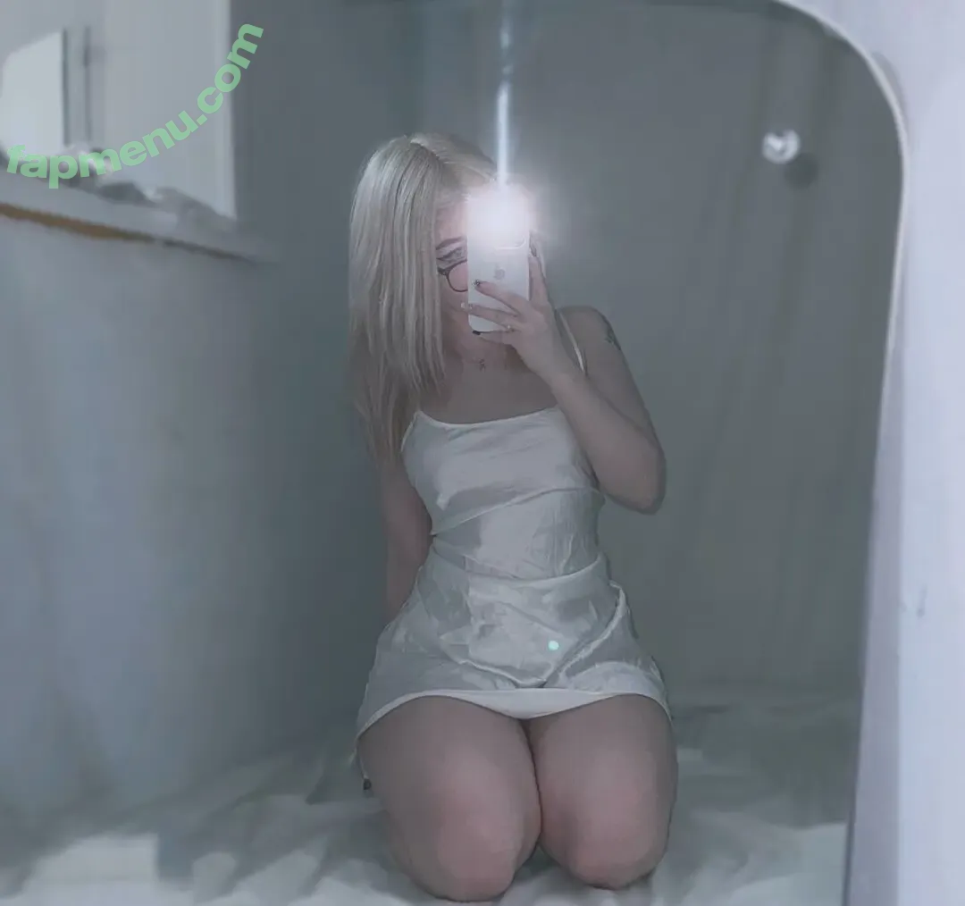 su_ga_r_ik nude photo #0024 (sugarsontop)