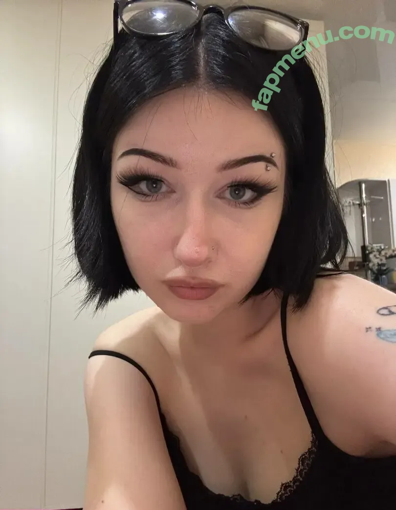 su_ga_r_ik nude photo #0194 (sugarsontop)
