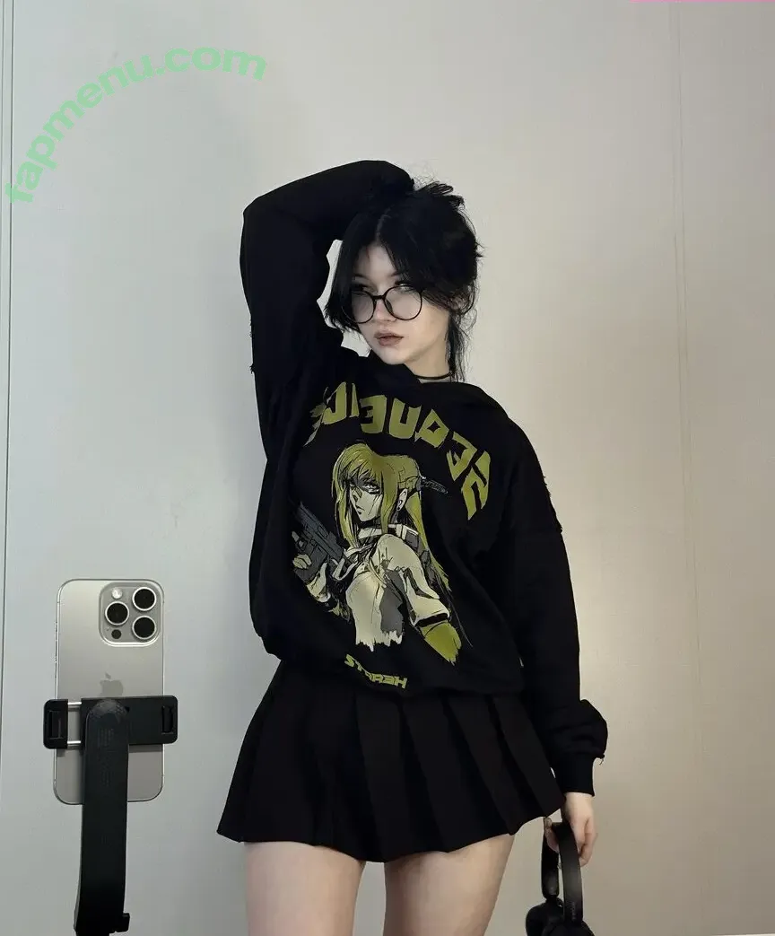 su_ga_r_ik nude photo #0208 (sugarsontop)