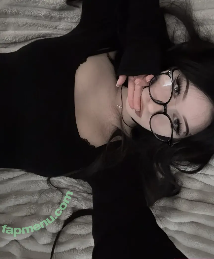 su_ga_r_ik nude photo #0212 (sugarsontop)