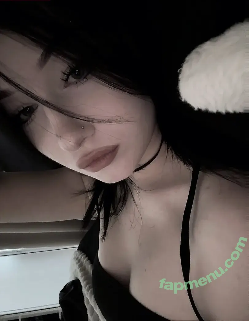 su_ga_r_ik nude photo #0222 (sugarsontop)