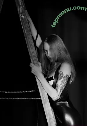 submit_to_athena / submit2athena nude photo #0018