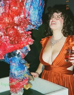 Subversivesocialite nude photo #0035