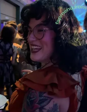 Subversivesocialite nude photo #0039