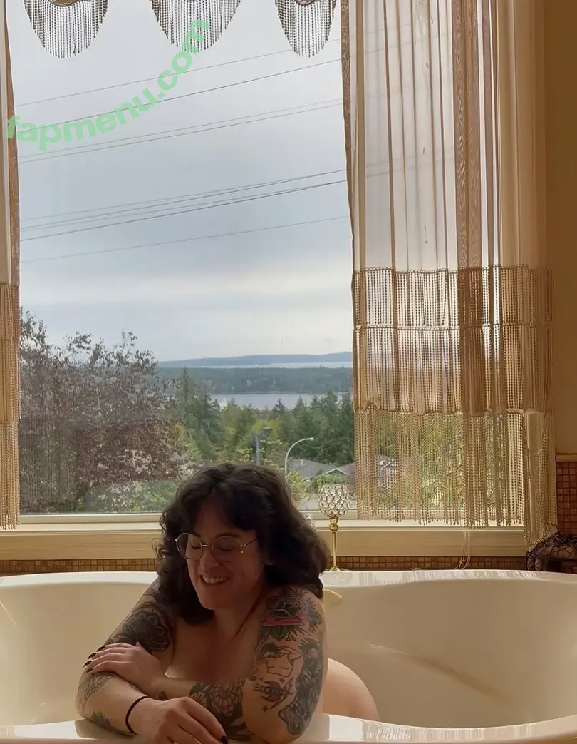 Subversivesocialite nude photo #0027 (Subversivesocialite)