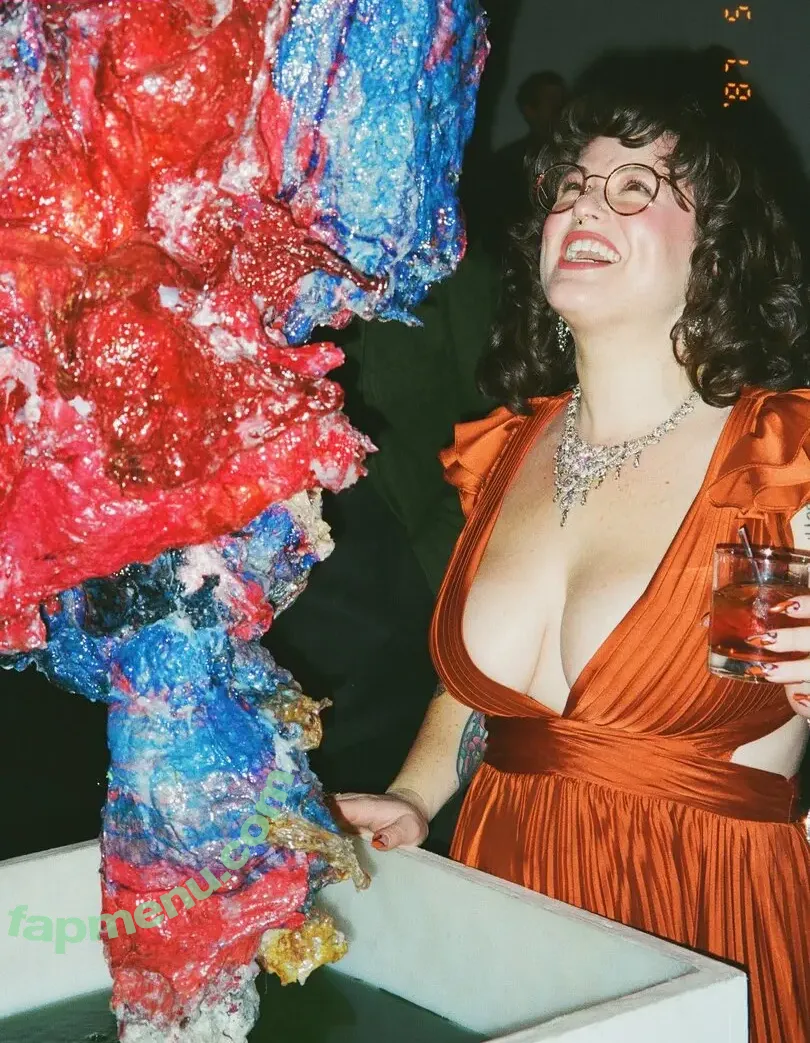 Subversivesocialite nude photo #0035 (Subversivesocialite)