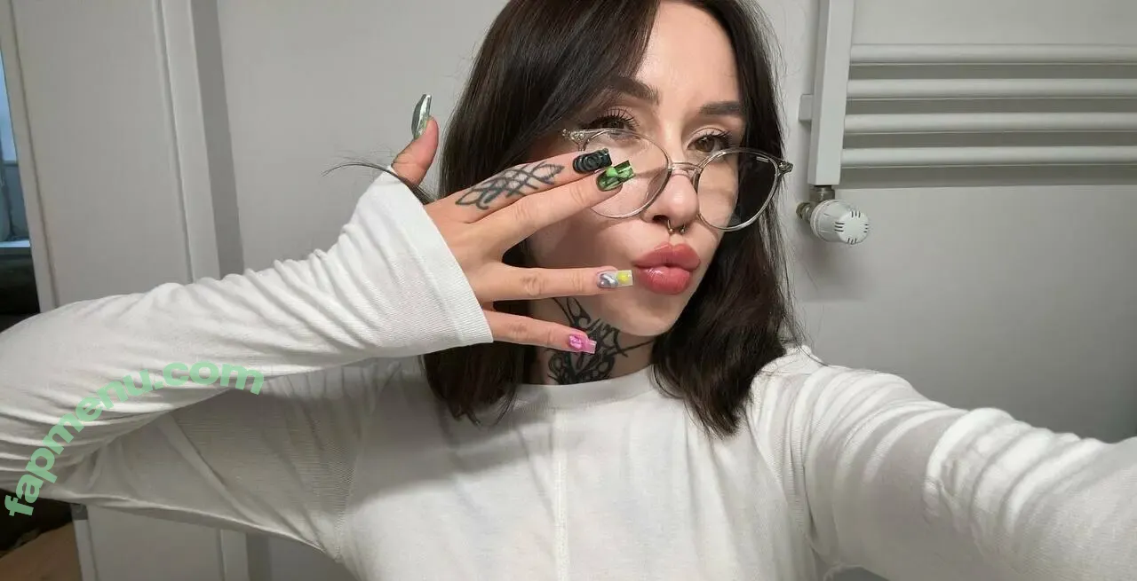 succuba_tinyy nude photo #0011 (_tinysea_)
