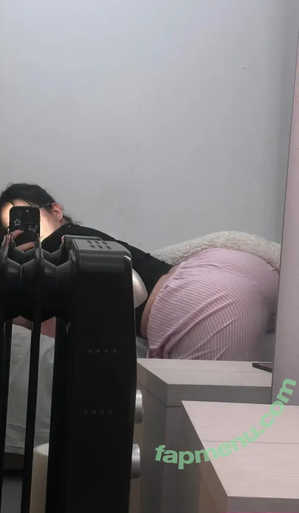 Sudemwah nude photo #0191 (Sude Akar / sudemwahw)