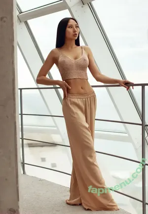 suelina / despicable_quart / lily69 / lina_xena / suelinaa / your_asia nude photo #0166