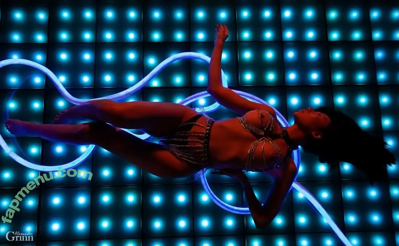 suelina nude photo #0206 (despicable_quart / lily69 / lina_xena / suelinaa / your_asia)