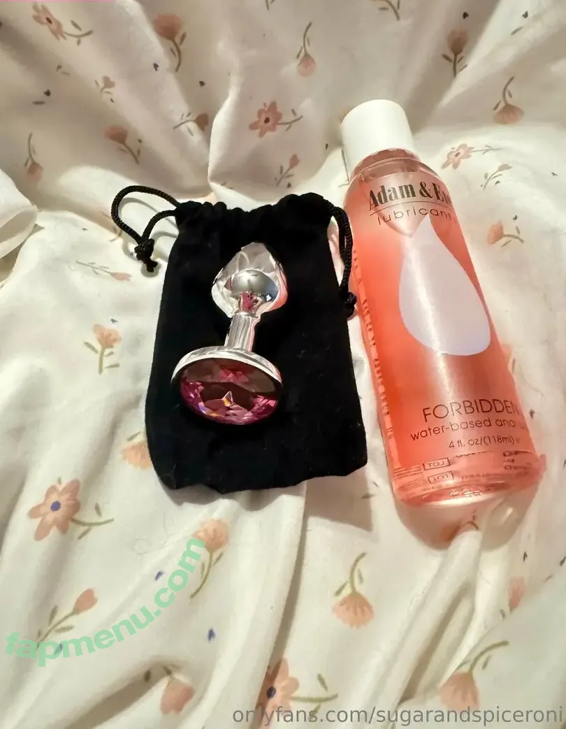 sugarandspiceroni nude photo #0037 (sugarandspiceroni)