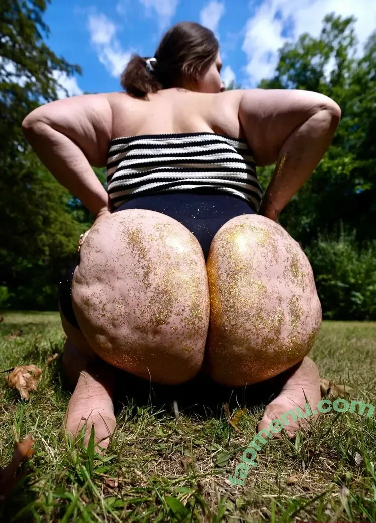 sugarandspiceroni nude photo #0040 (sugarandspiceroni)