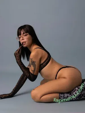  nude photo #0009