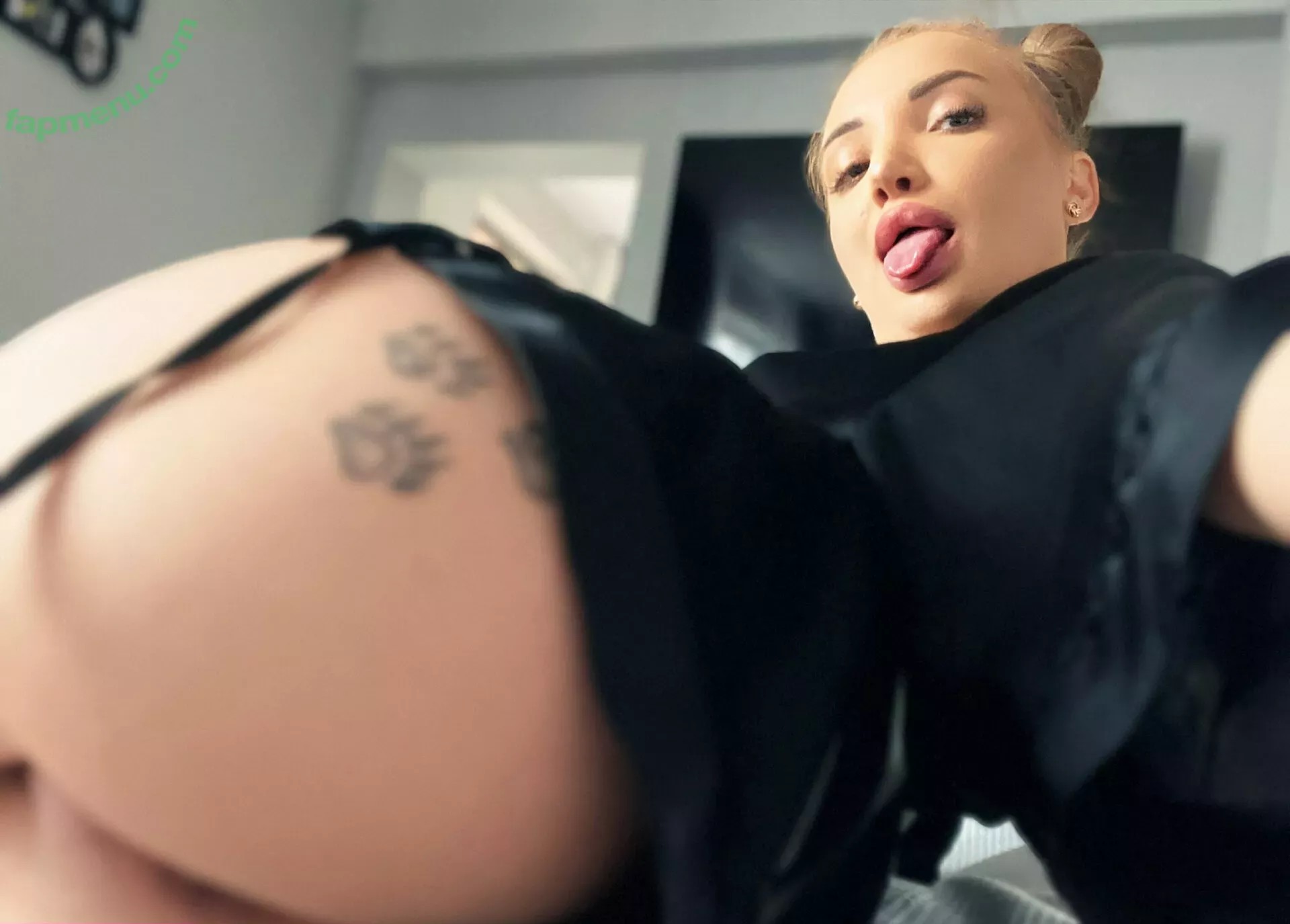 sugarqueenn nude photo #0142 (sugarqueend)