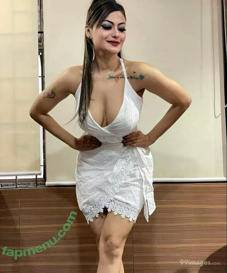 Suhaani Laskar nude photo #0007 (suhaanilaskar)