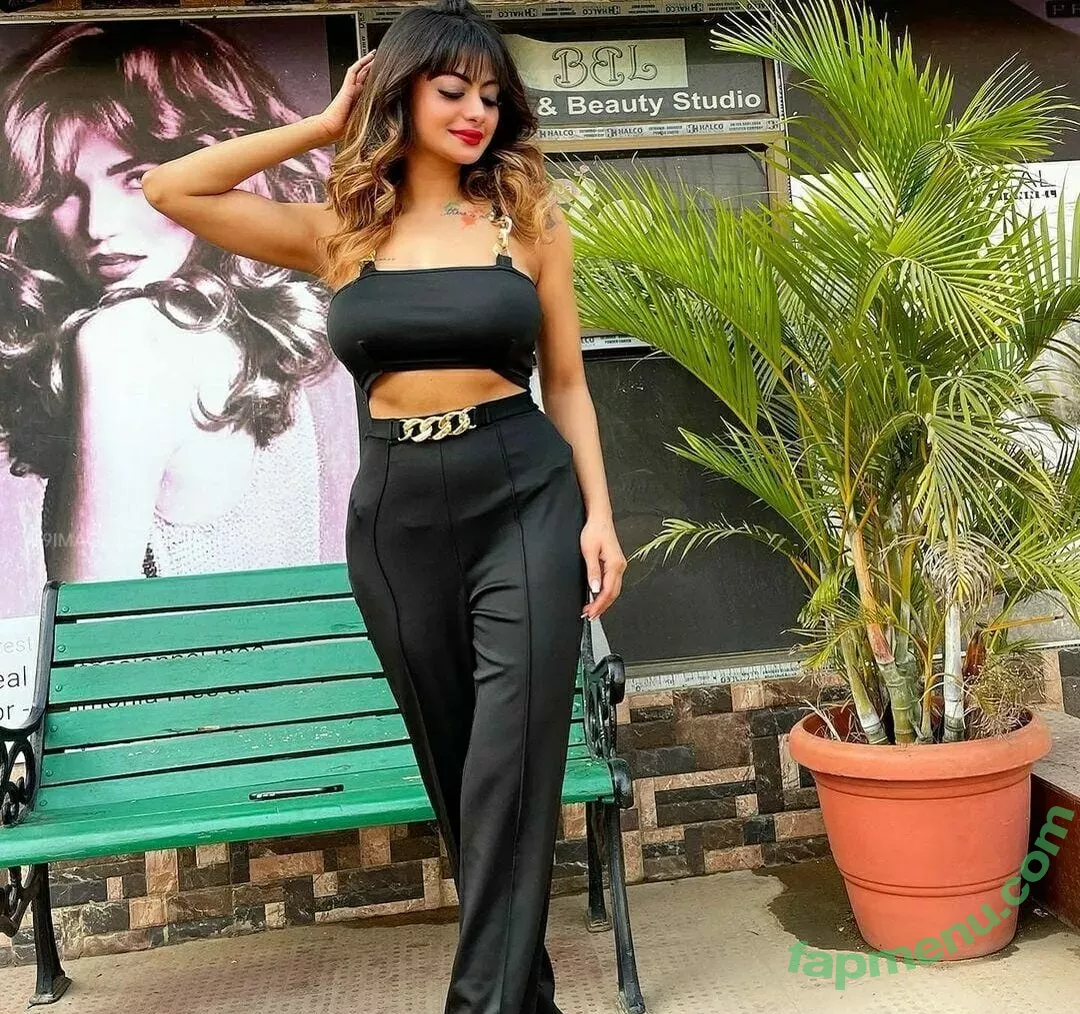 Suhaani Laskar nude photo #0009 (suhaanilaskar)