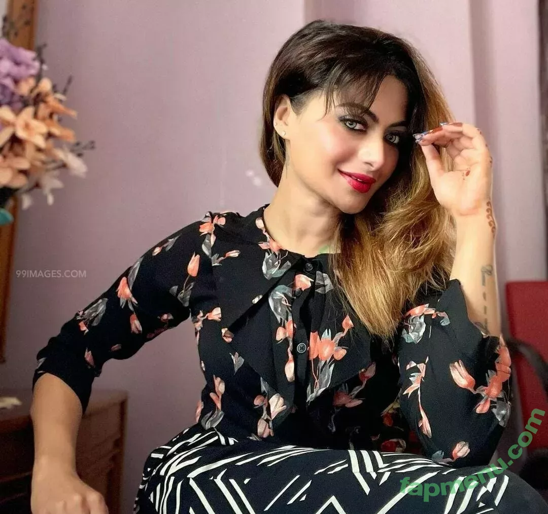 Suhaani Laskar nude photo #0011 (suhaanilaskar)