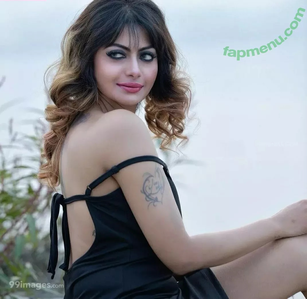 Suhaani Laskar nude photo #0012 (suhaanilaskar)