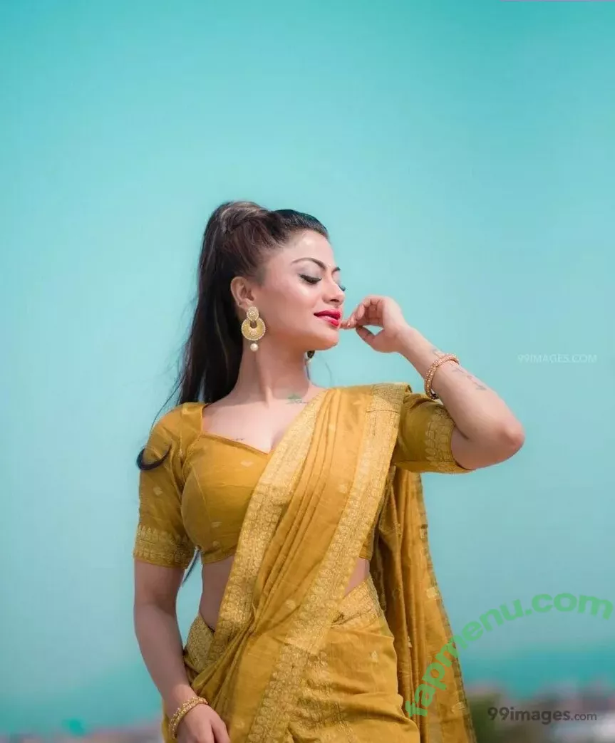 Suhaani Laskar nude photo #0032 (suhaanilaskar)
