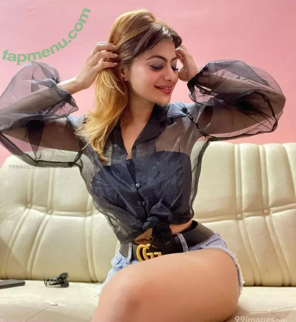 Suhaani Laskar nude photo #0041 (suhaanilaskar)