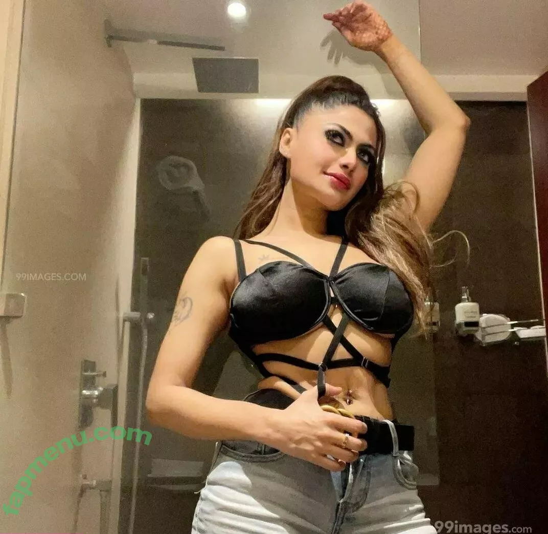 Suhaani Laskar nude photo #0065 (suhaanilaskar)