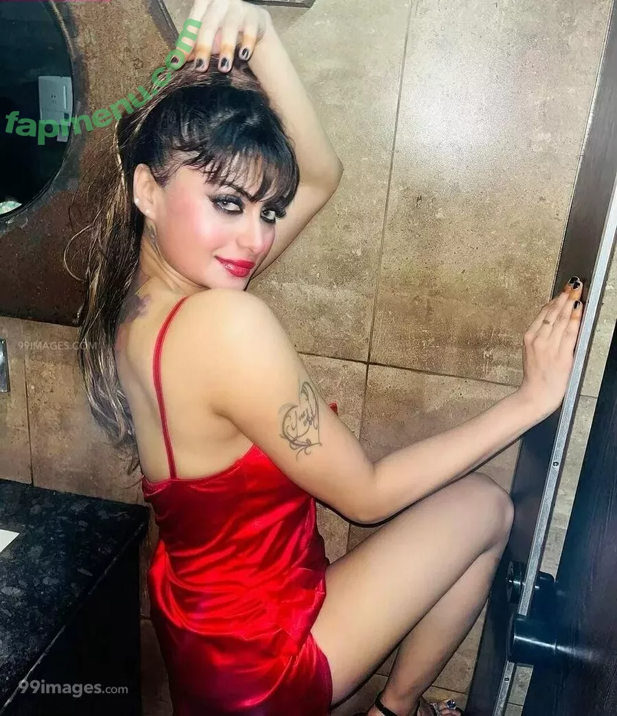 Suhaani Laskar nude photo #0101 (suhaanilaskar)
