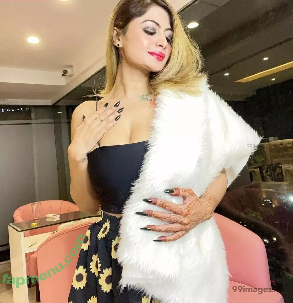 Suhaani Laskar nude photo #0111 (suhaanilaskar)