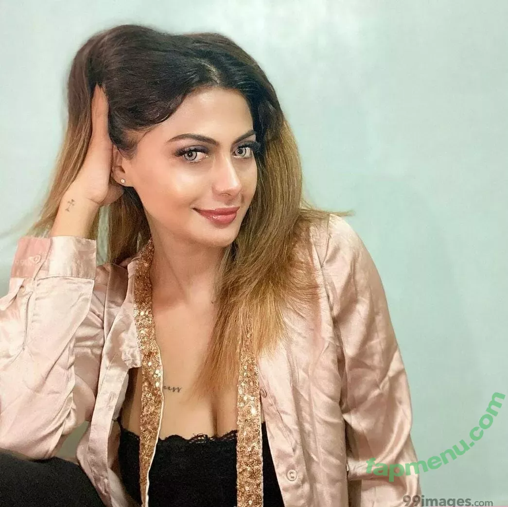 Suhaani Laskar nude photo #0174 (suhaanilaskar)