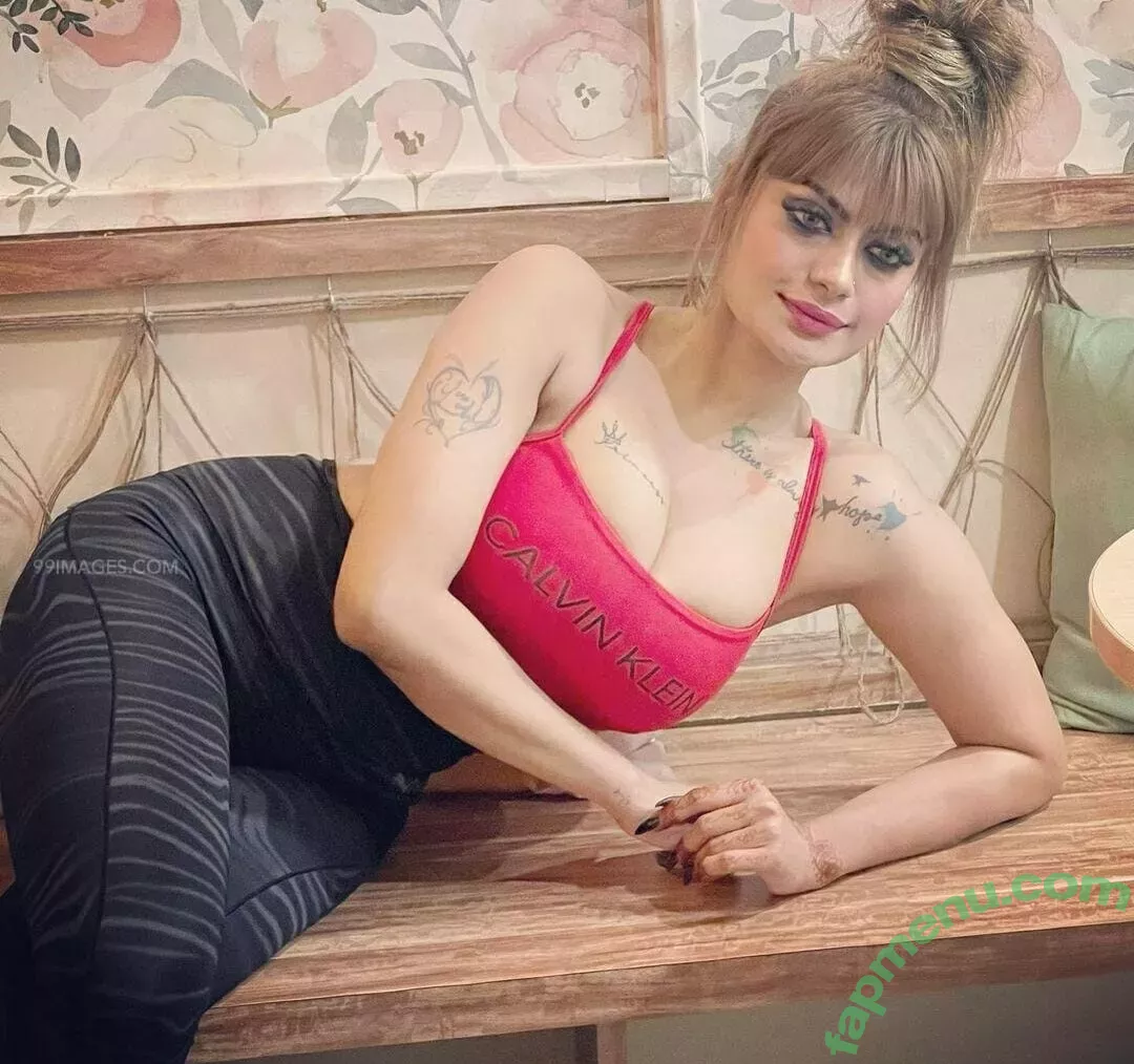 Suhaani Laskar nude photo #0218 (suhaanilaskar)