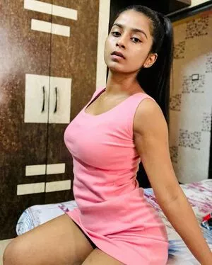 Suhana Khan / __suhuuu__ nude photo #0212