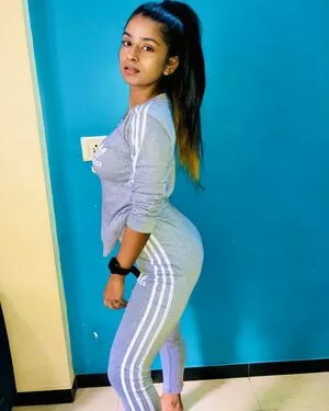 Suhana Khan / __suhuuu__ nude photo #0216