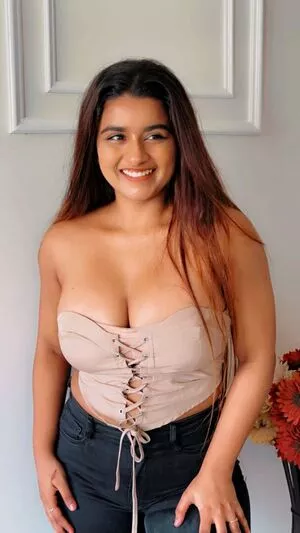 Suhana Khan / __suhuuu__ nude photo #0359