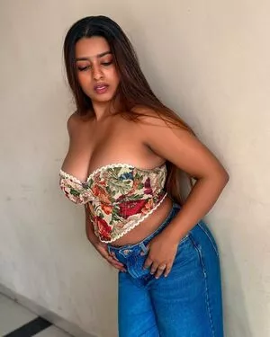 Suhana Khan / __suhuuu__ nude photo #0424