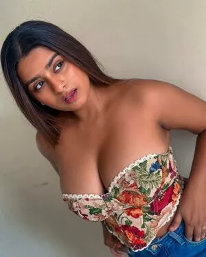 Suhana Khan / __suhuuu__ nude photo #0426