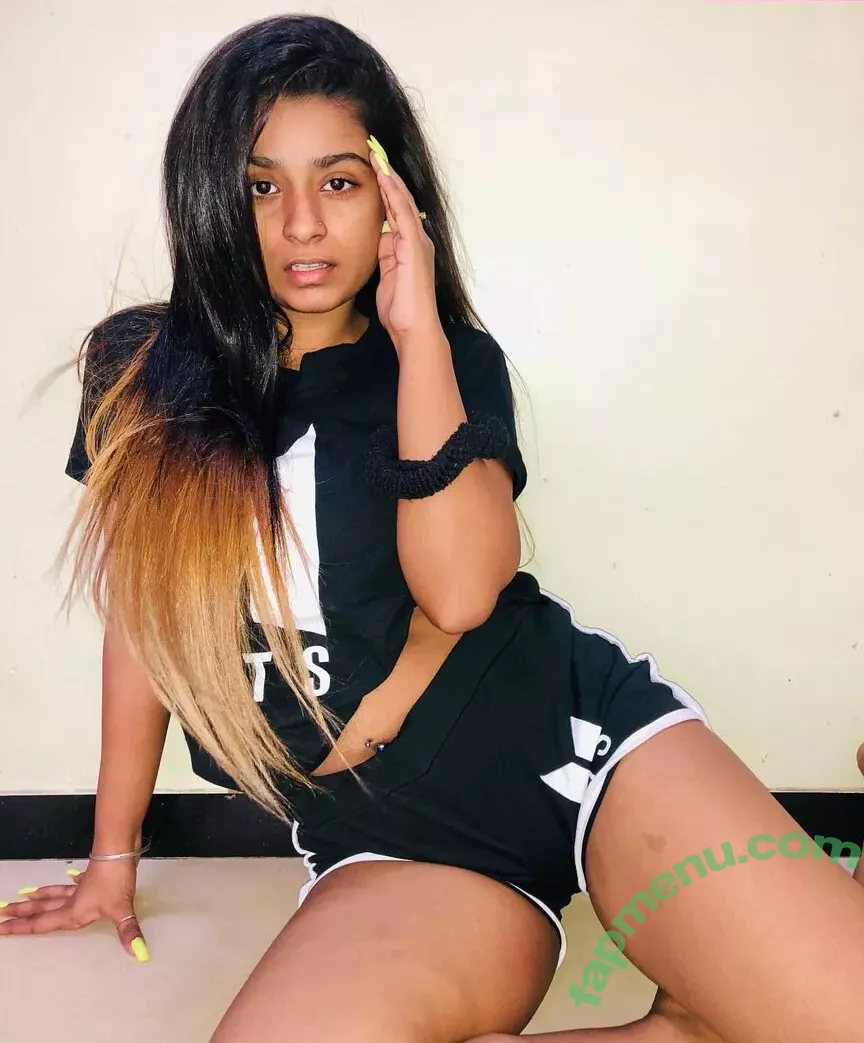Suhana Khan nude photo #0188 (__suhuuu__)