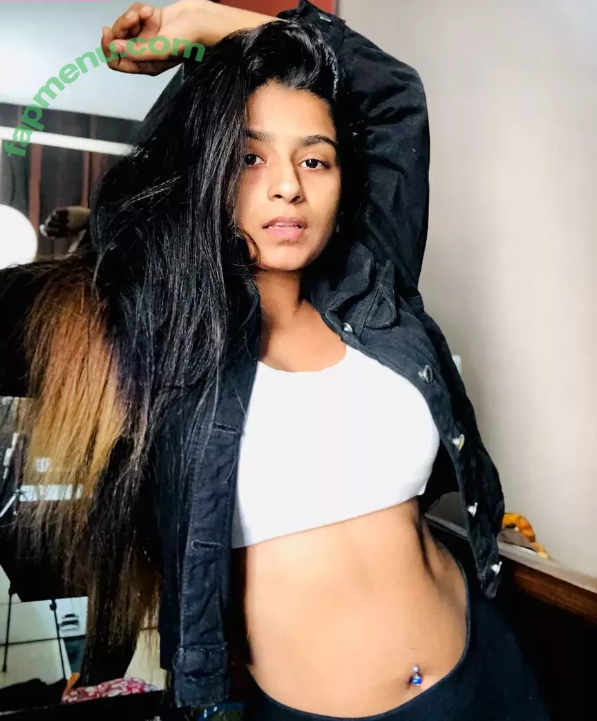 Suhana Khan nude photo #0206 (__suhuuu__)