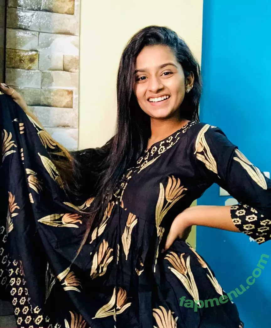 Suhana Khan nude photo #0208 (__suhuuu__)