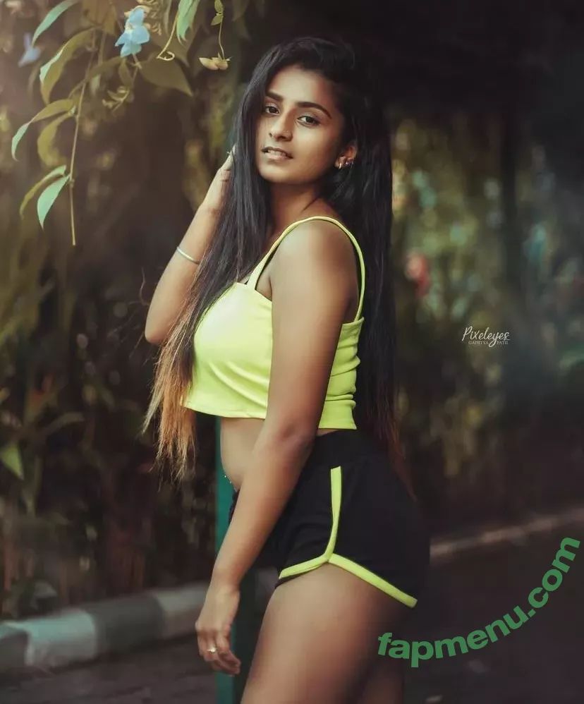Suhana Khan nude photo #0225 (__suhuuu__)