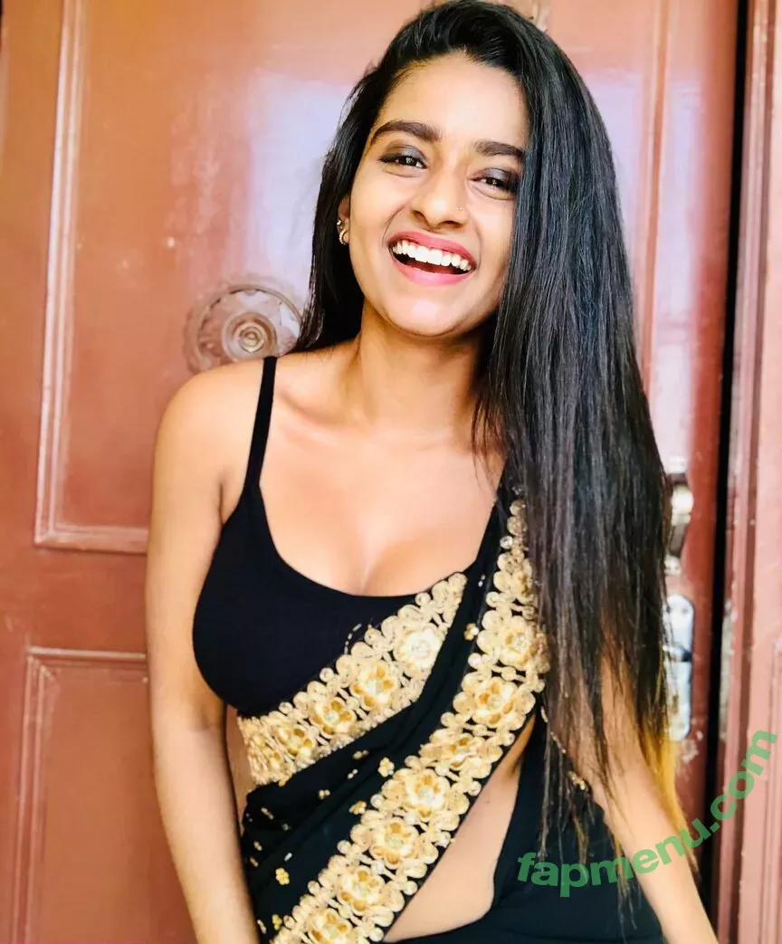 Suhana Khan nude photo #0226 (__suhuuu__)