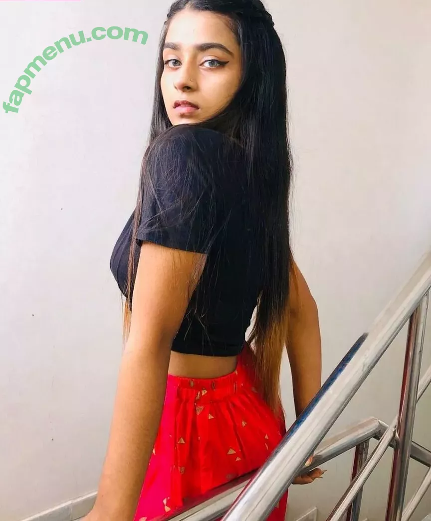 Suhana Khan nude photo #0229 (__suhuuu__)