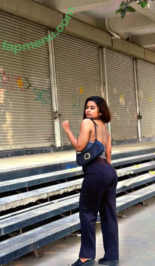 Suhana Khan nude photo #0262 (__suhuuu__)